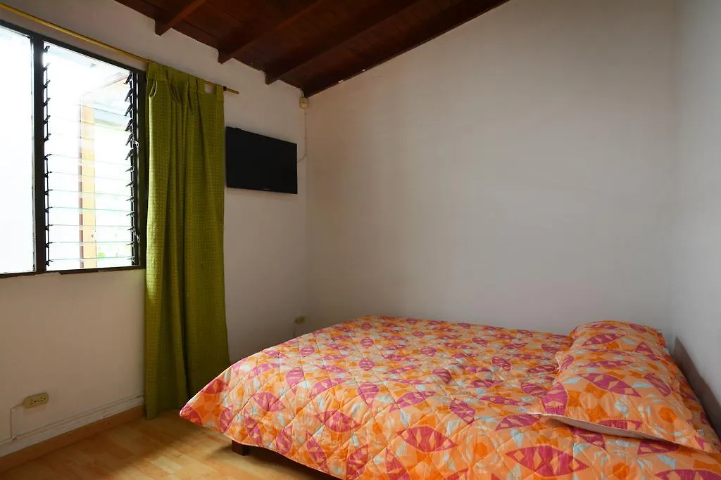 Holiday home Casa Grande Para Grupos Siete Habitaciones Big House 7 Bedrooms Medellin Colombia