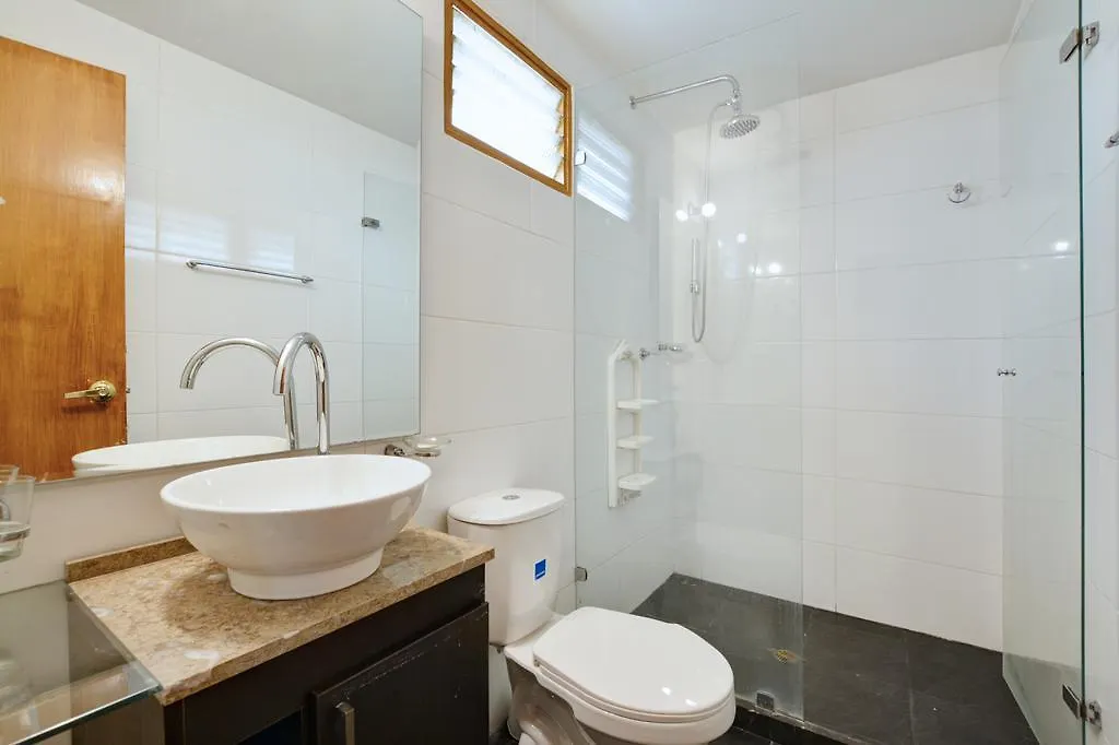 Casa Grande Para Grupos Siete Habitaciones Big House 7 Bedrooms Medellin Holiday home